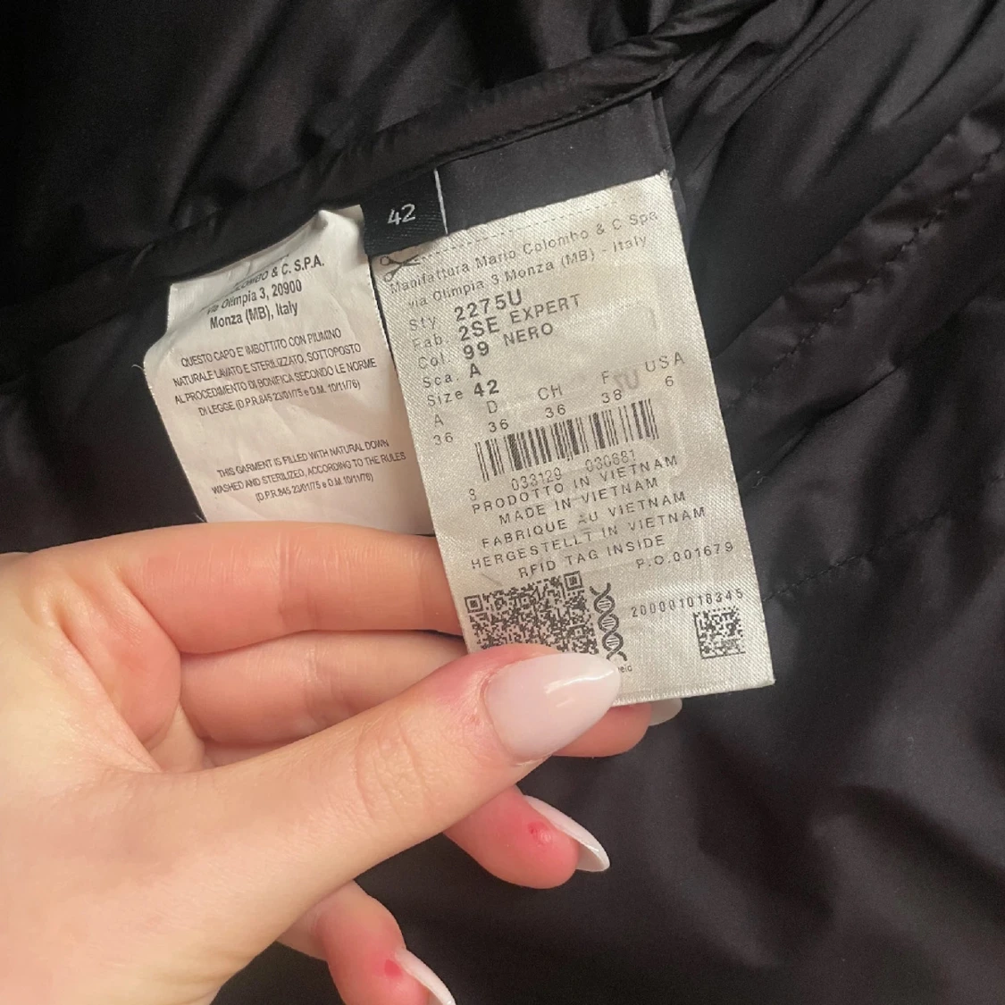 Svart dunjacka från Colmar - 3