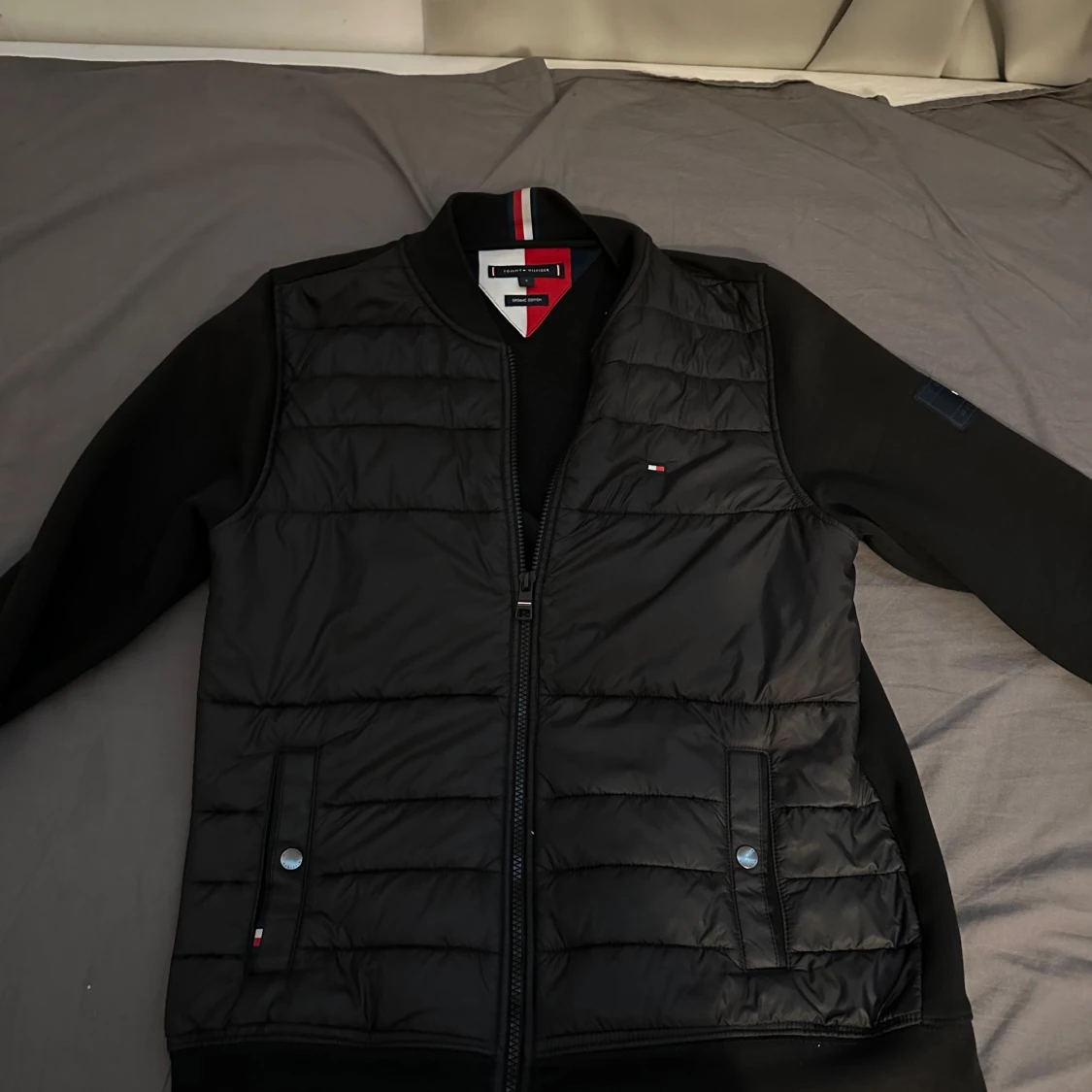 Svart Cardigan jacka från Tommy Hilfiger