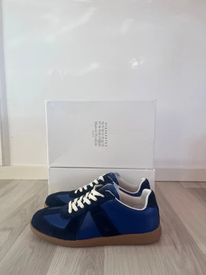 Maison Margiela sneakers - Maison margelia| Skick 9/10 mycket bra| nypris 6999kr| Storlek 42| hör av dig vid minsta fundering 🤔 