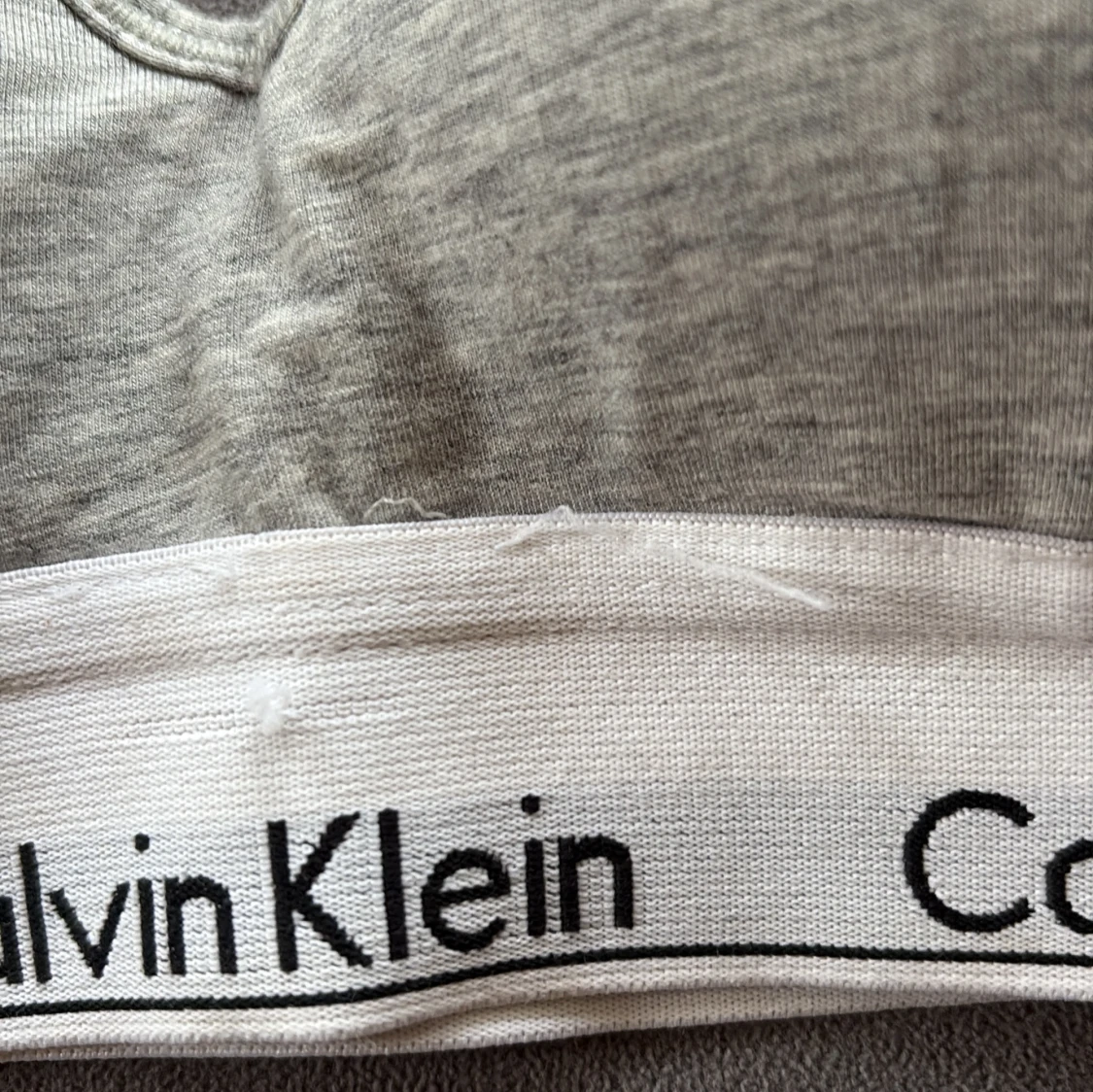 Grå push up topp från Calvin Klein - 1