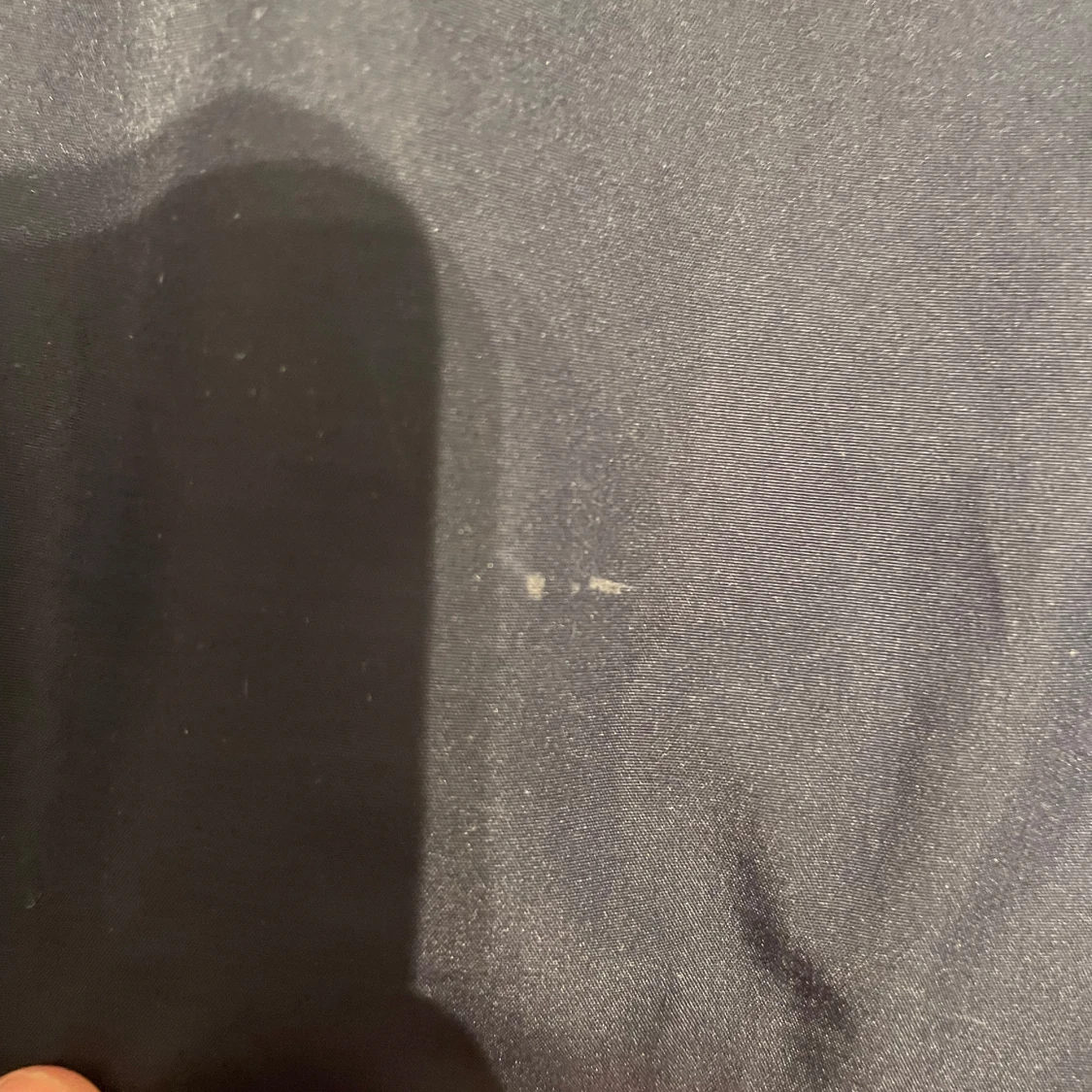 Mörkblå dunjacka från Gant med huva - 4