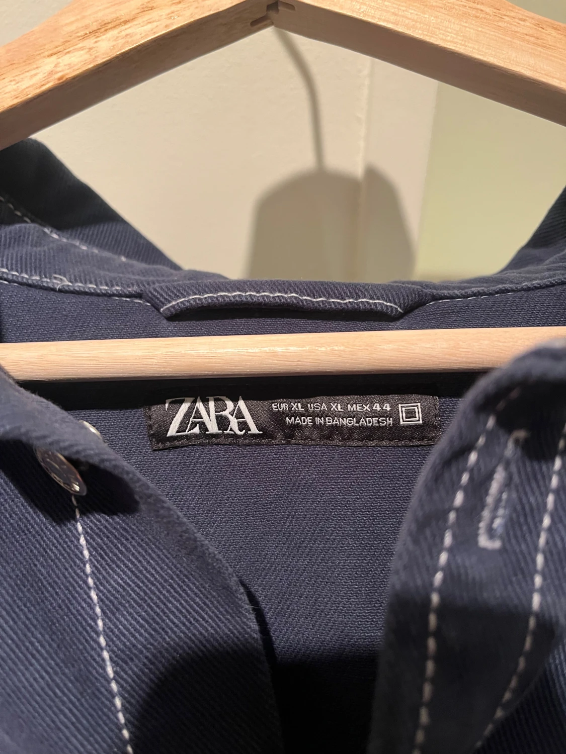Mörkblå overshirt från Zara XL - 1