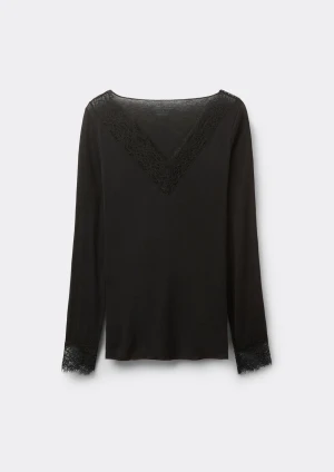 Intimissimi tröja ( spets ) - Den är nyköpt men är köpt i fel storlek så ja ska köpa en ny🥹🩷