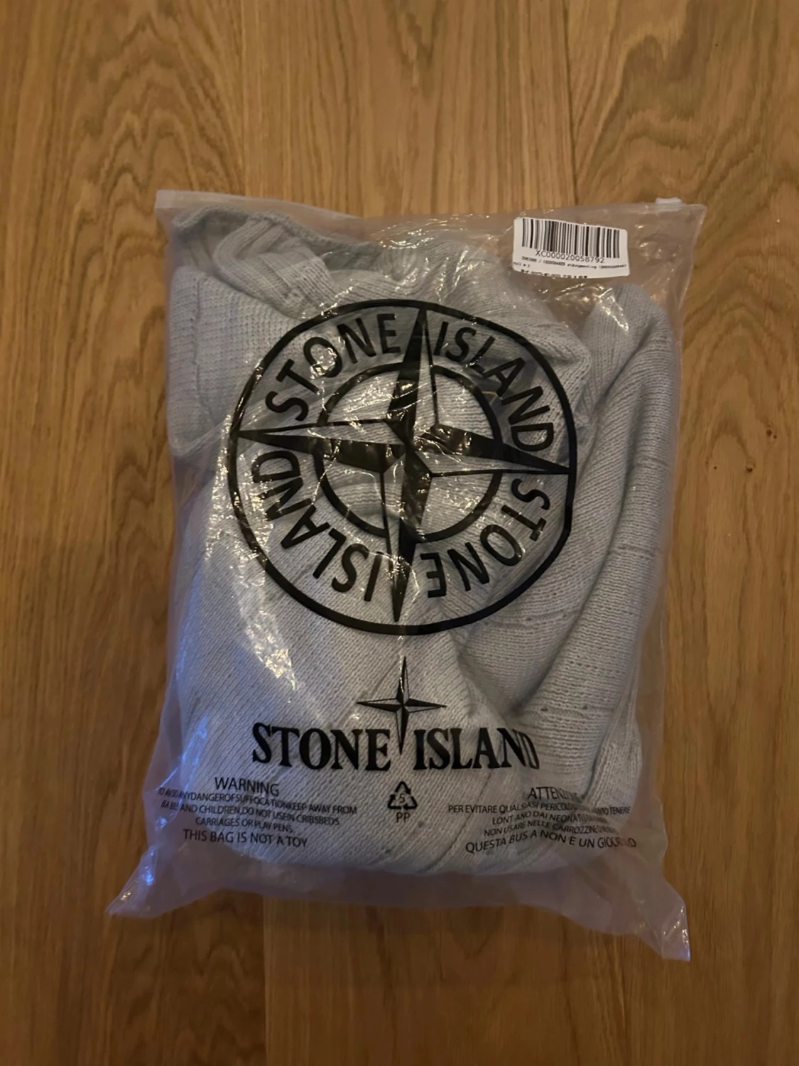 Ljusgrå stickad kofta från Stone Island - 5