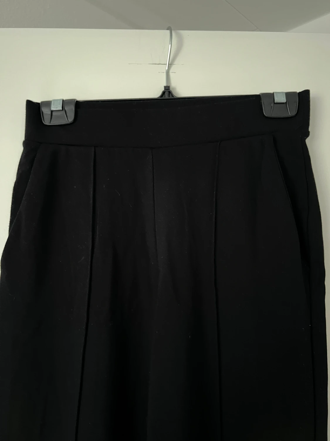 Svarta kostymbyxor från Cubus, storlek XS - 5