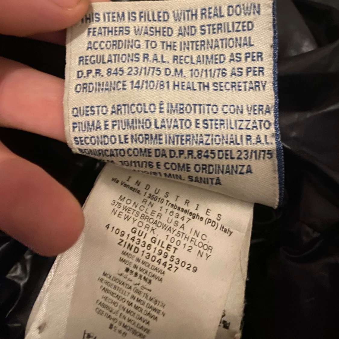 Svart dunväst från Moncler - 4