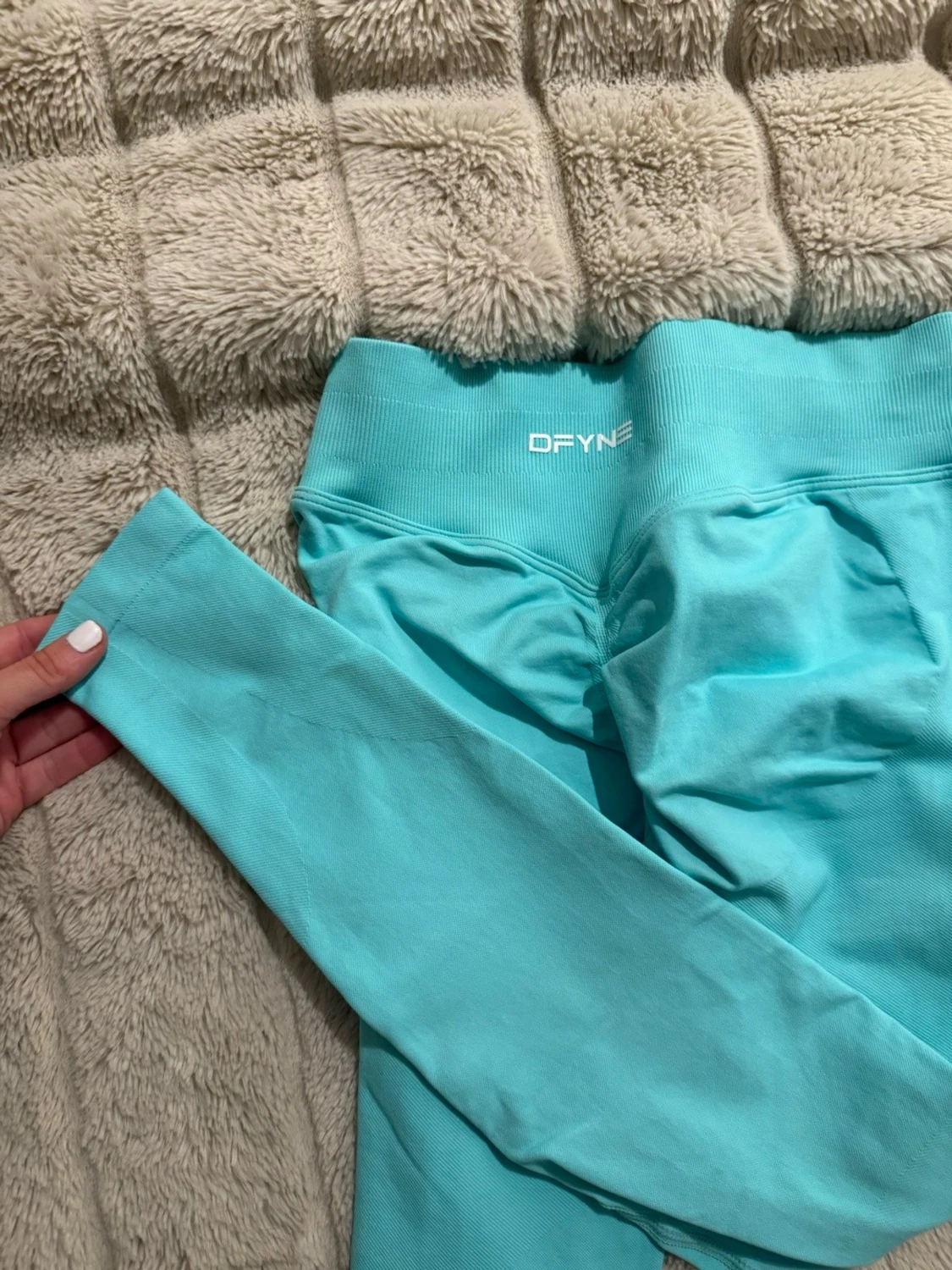 Turkosa leggings från DFyne - 1