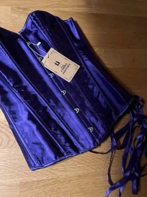 Korsett - Lila korsett💜