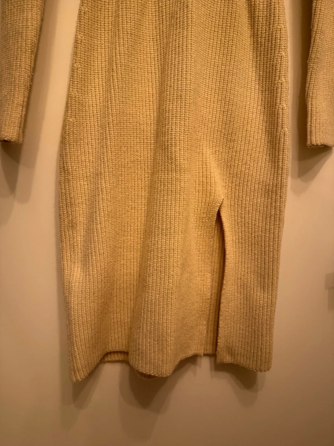 Beige stickad långklänning från Adoore - 3