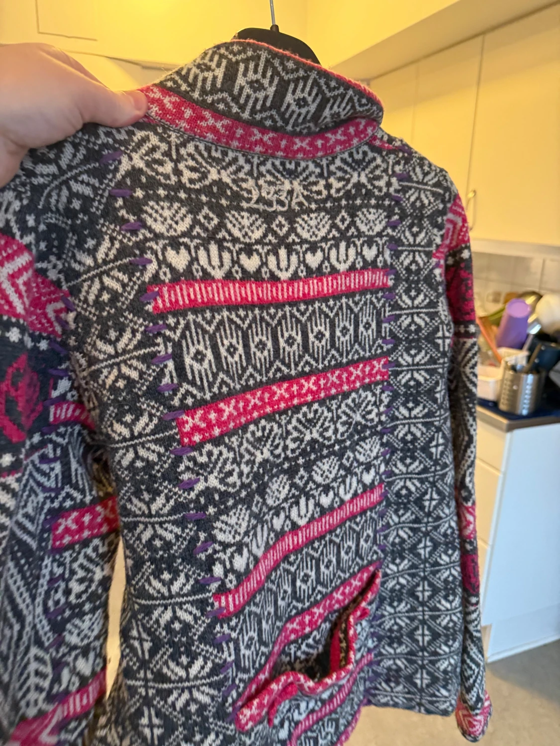 Mönstrad kofta från Odd Molly, stl 3 - 6