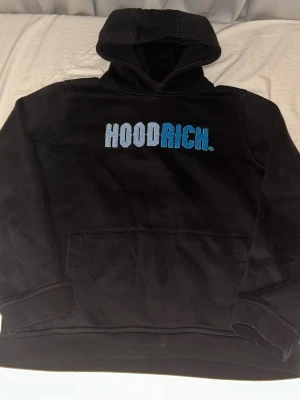 Hoodrich tröja - Hoodrich tröja i perfekt skick nästan oanvänd
