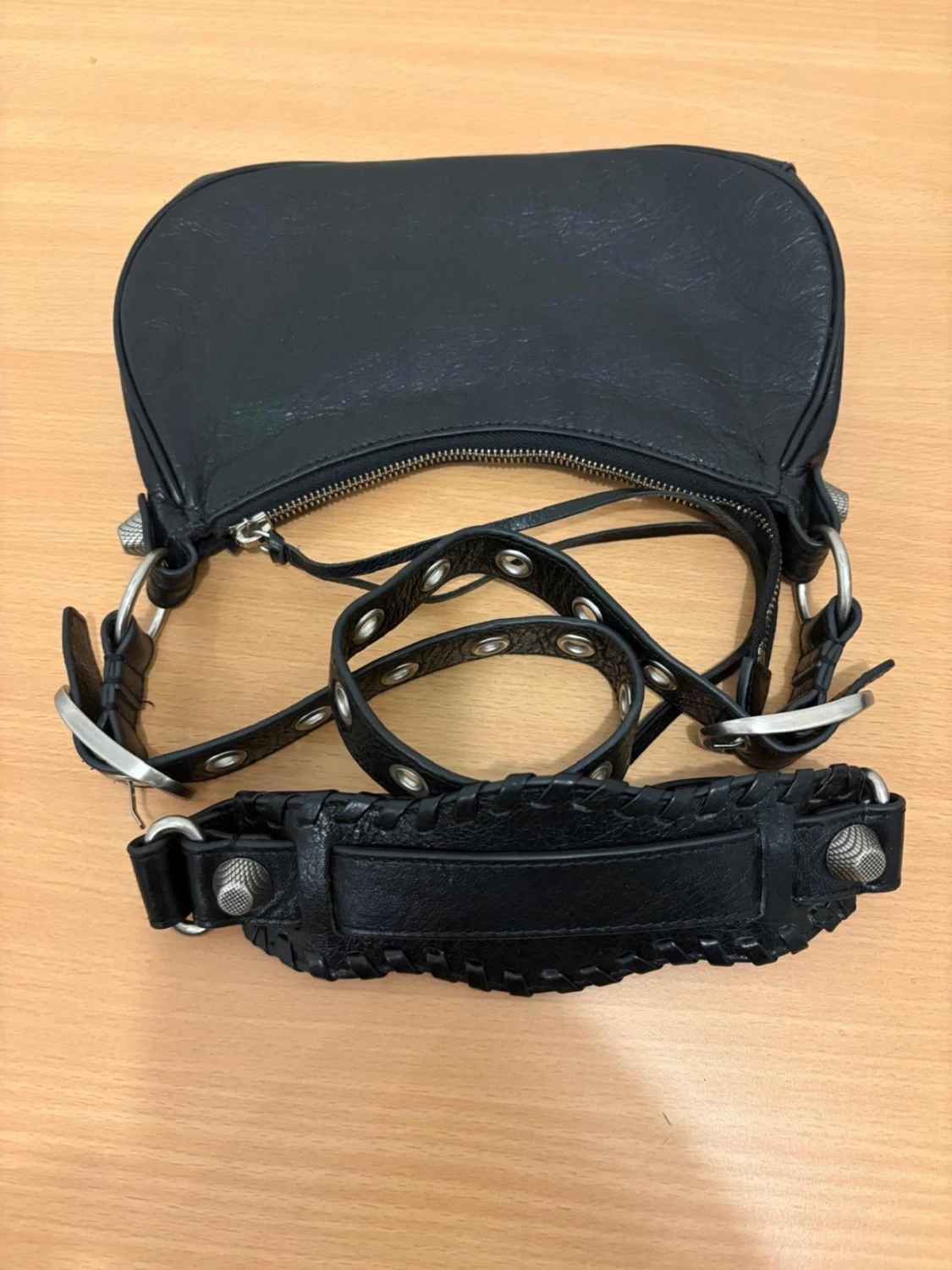 Balenciaga svart axelväska i skinn - 5