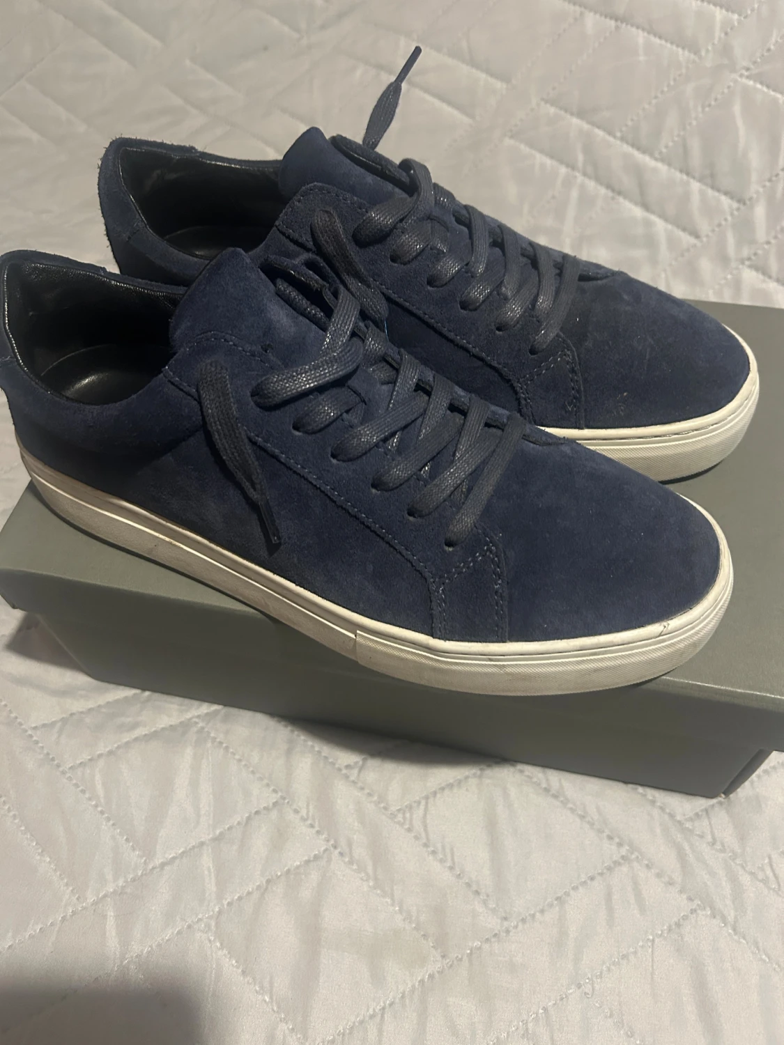 Mörkblå mockasneakers från Vagabond - 2