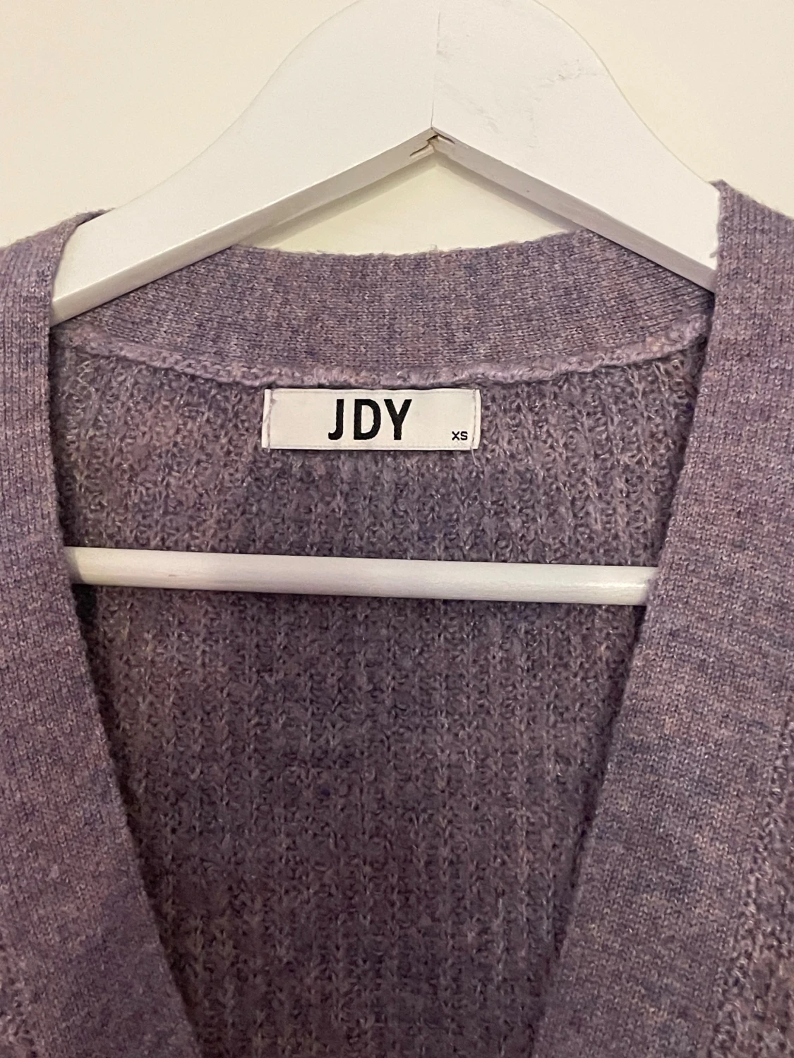 Ljuslila kofta från JDY med knappar - 3