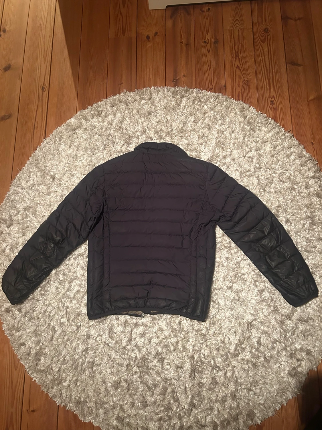 Svart dunjacka från Parajumpers - 2