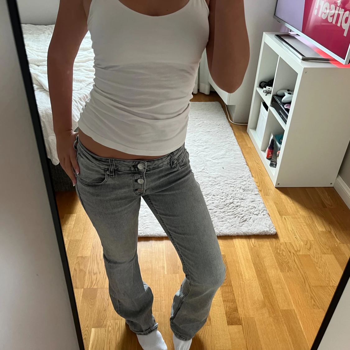 Grå lågmidjade jeans - 1