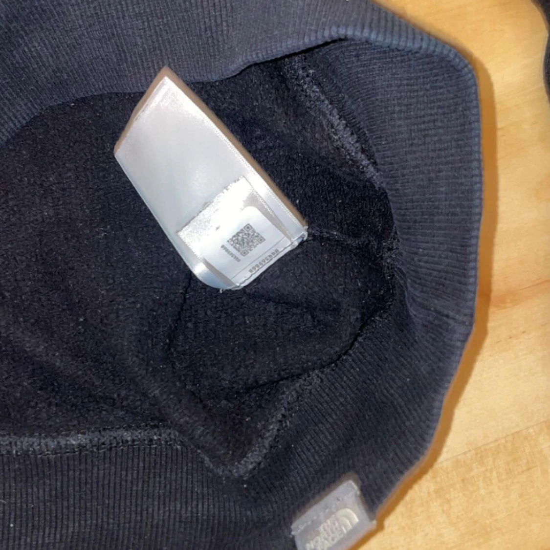 Svart hoodie från The North Face - 1