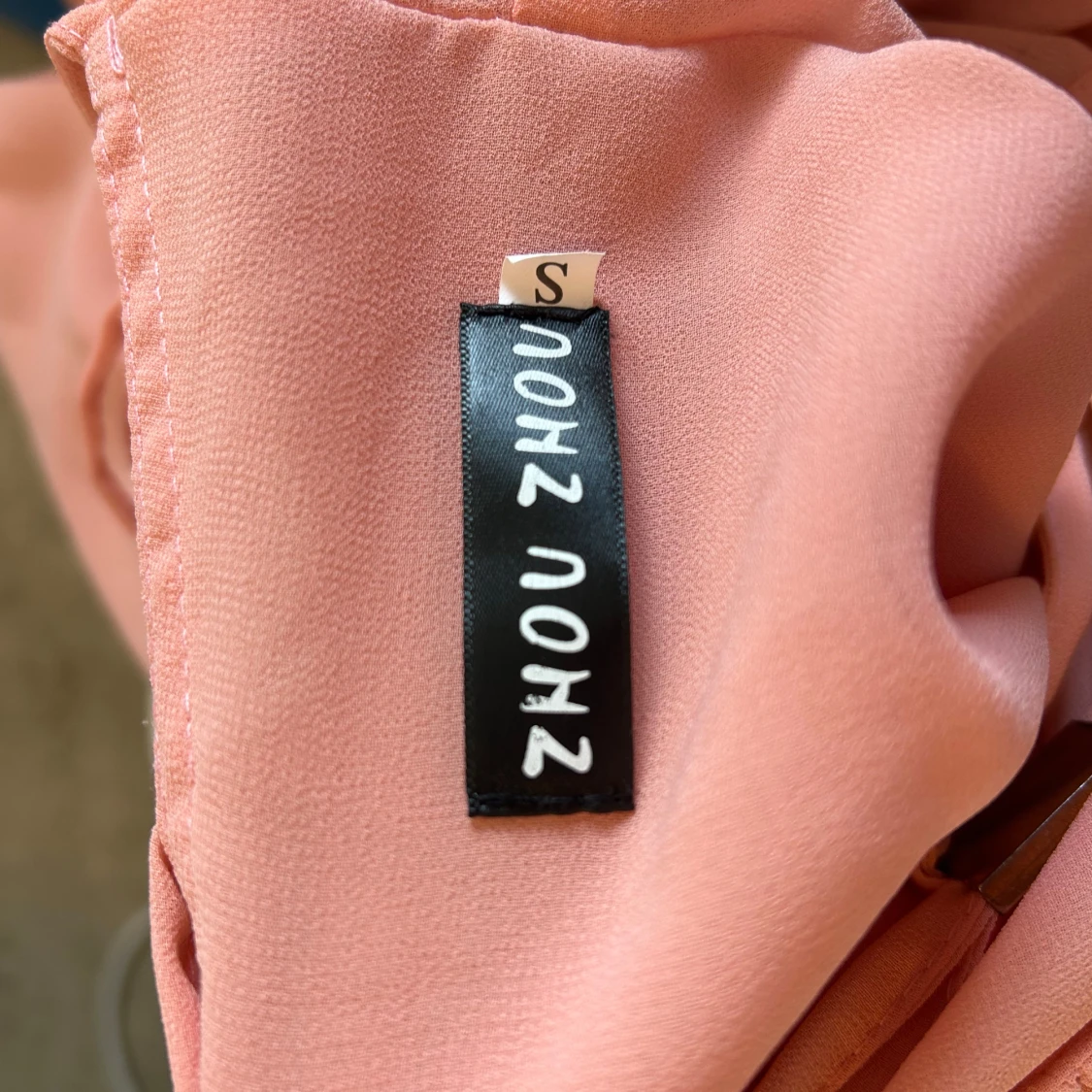 Ljusrosa klänning från Zhou Zhou - 2