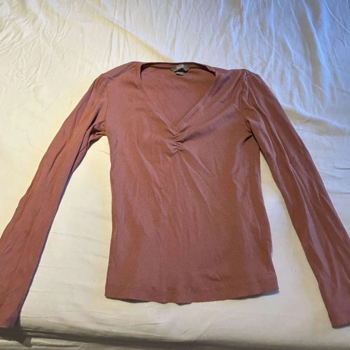 Rosa ribbad långärmad topp Åhléns