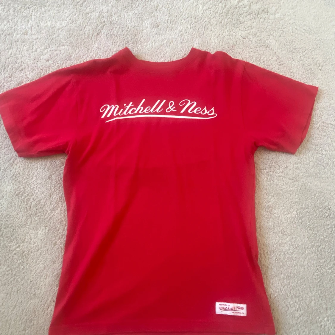 Röd Mitchell & Ness t-shirt i bomull
