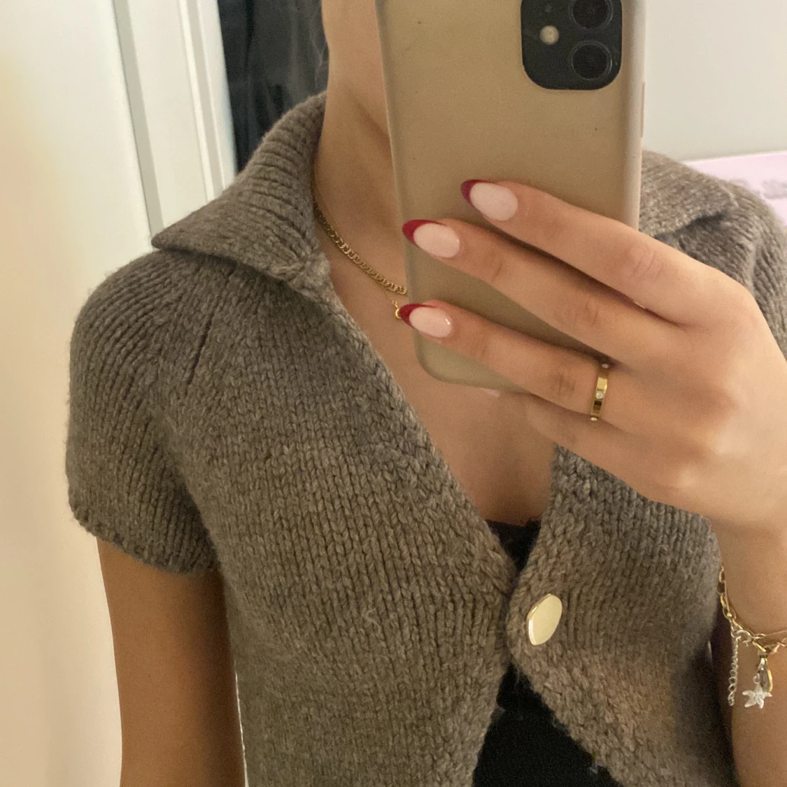 stickad kofta med krage - 2