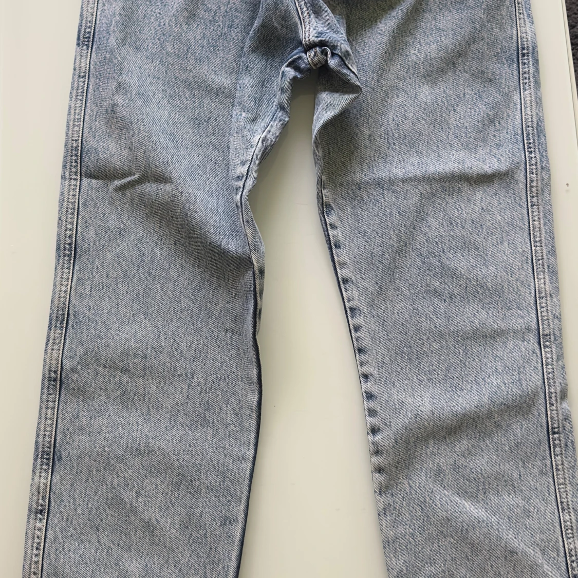 Ljusblå raka jeans - 1