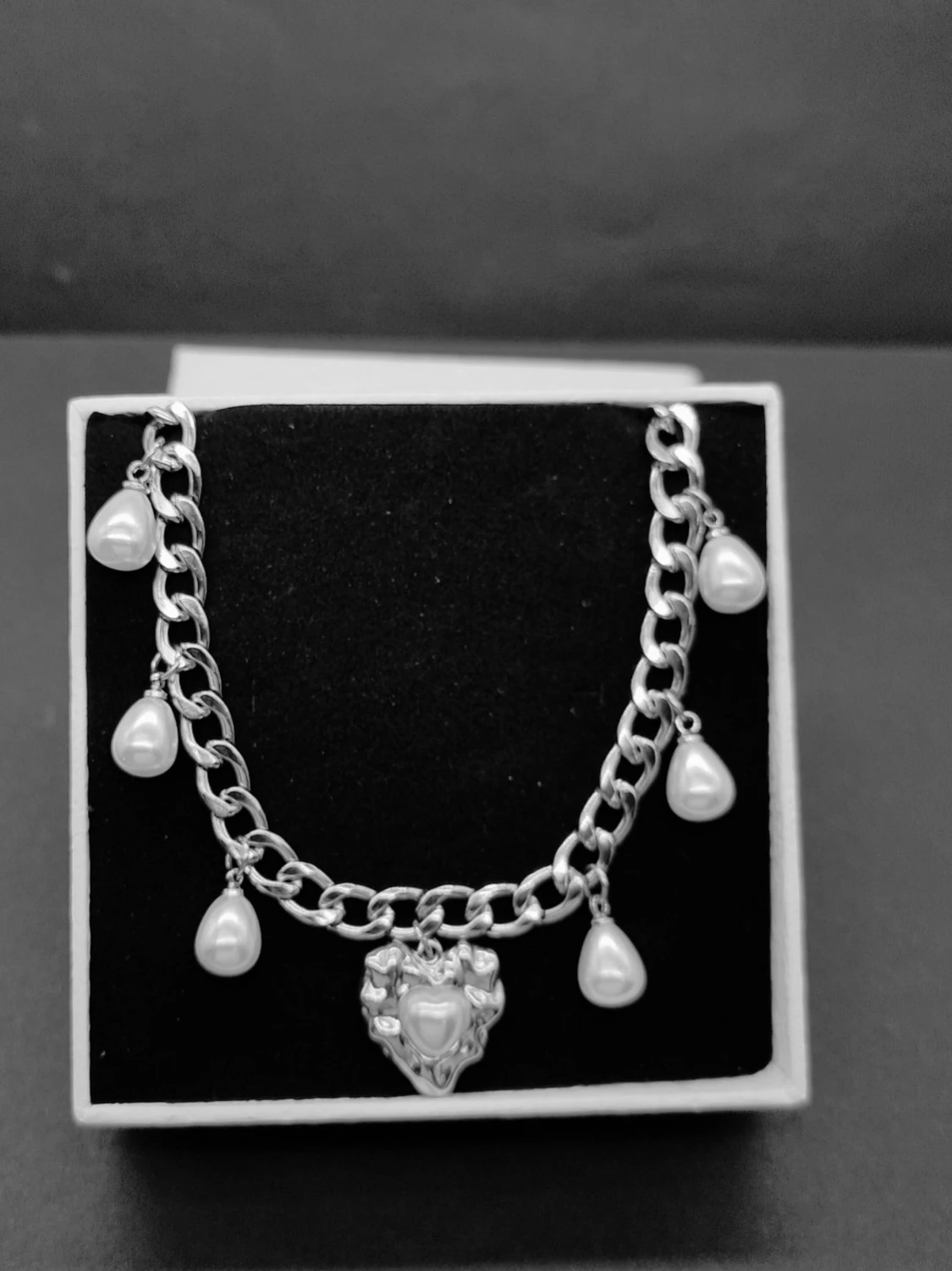 Handgjort halsband med hjärta  - 2