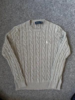 Ralph Lauren gray knit sweater - Size S. Unisex