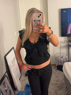 Zara topp - Jätte fin topp från Zara, köptes på vinted. Skriv innan köp!❤️