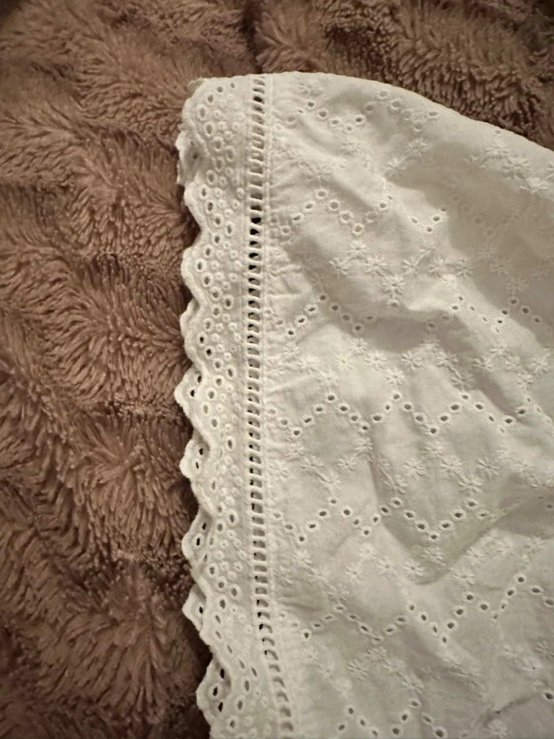 Vit spetsblus med kort ärm - 5