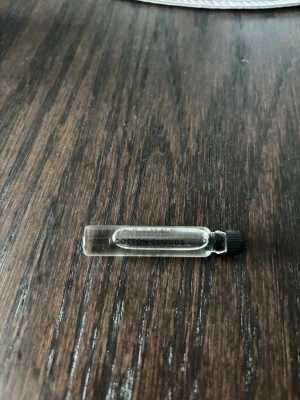 Essnce parfym  - Essnce parfym ”cotton clouds” 2ml, endast doftat på. Nypris 45kr.☺️