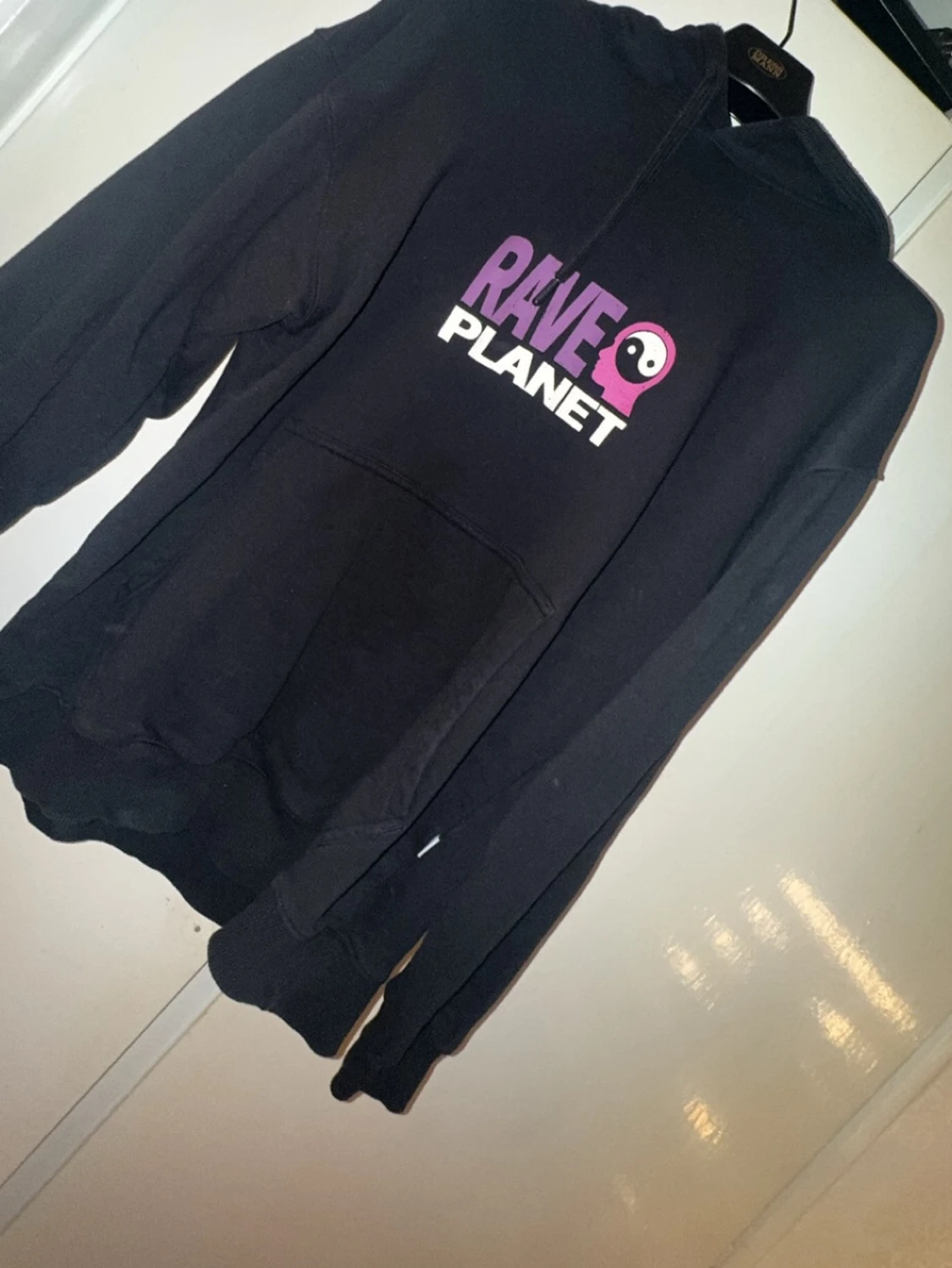 Vailent hoodie ”rave planet”  - 1