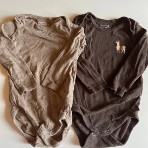 2 bodys från Lupilu - 2 knappt använda bodys i storlek 86/92