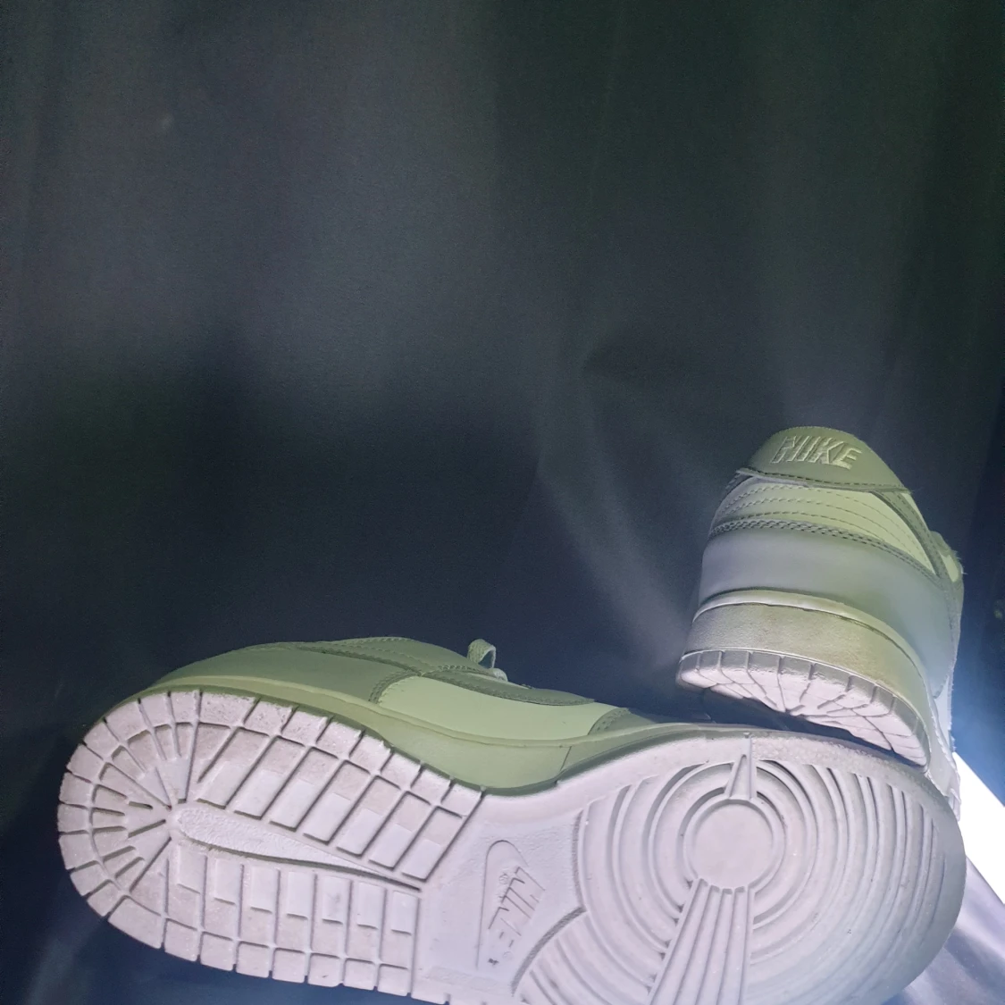 Nike Dunk Low vit/grå sneakers - 2