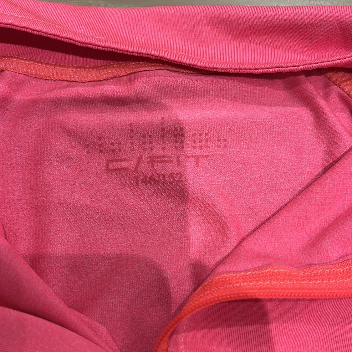 Rosa träningströja från C/FIT - 1