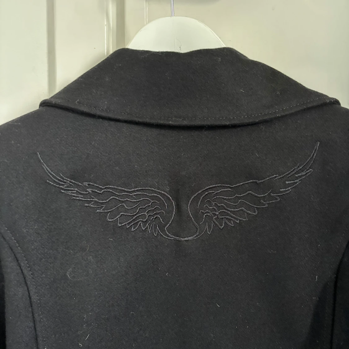 Svart kapp från Zadig Voltaire med guldknappar💞💞💞 - 3