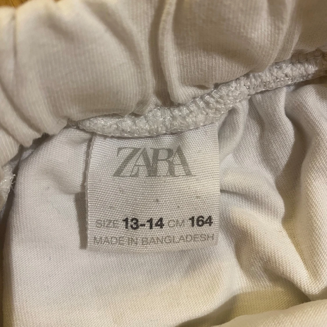 Vit volangkjol från Zara!💞 - 2