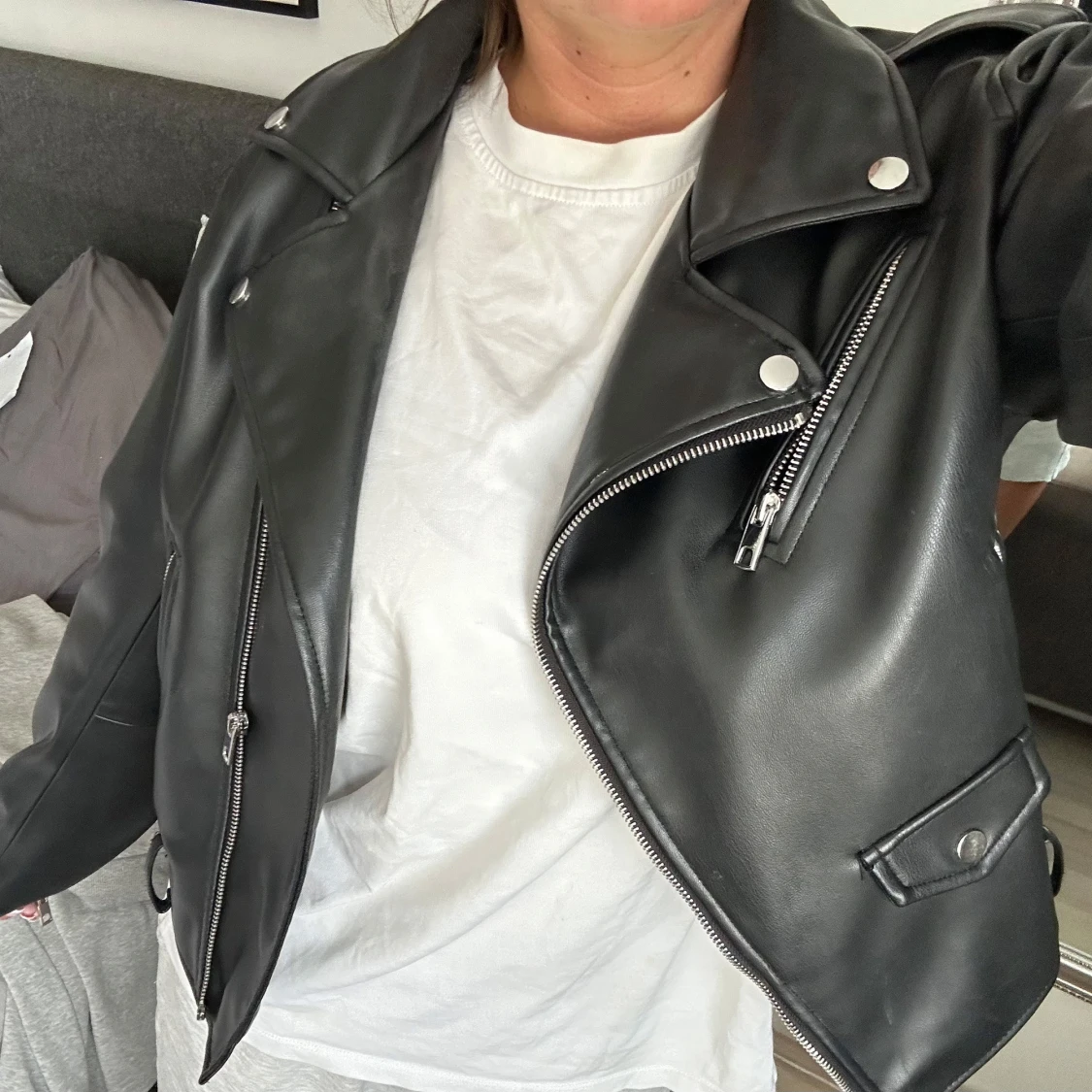 Svart skinnjacka från Zara - 3
