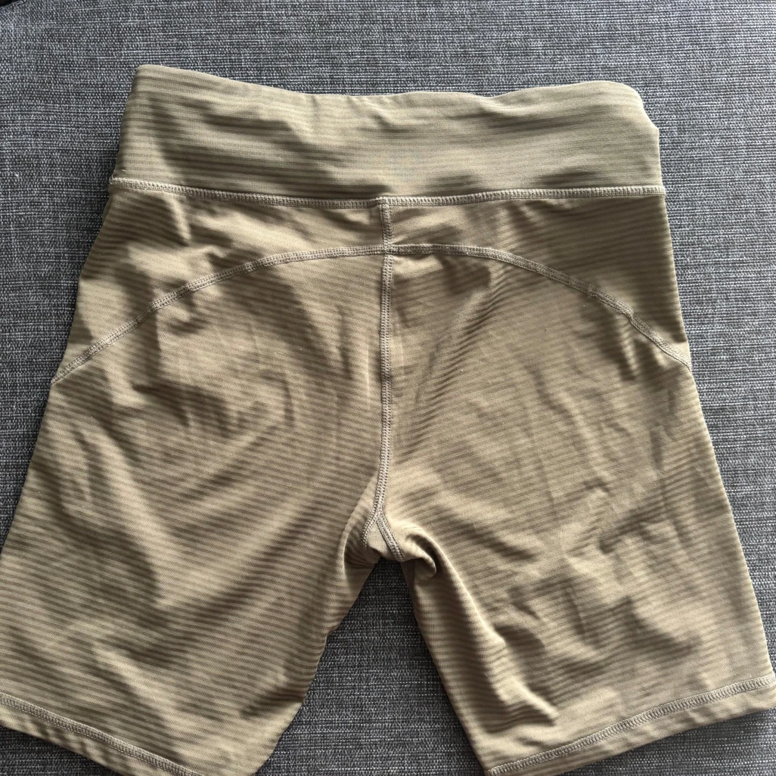 Olivgröna cykelbyxor  - 2