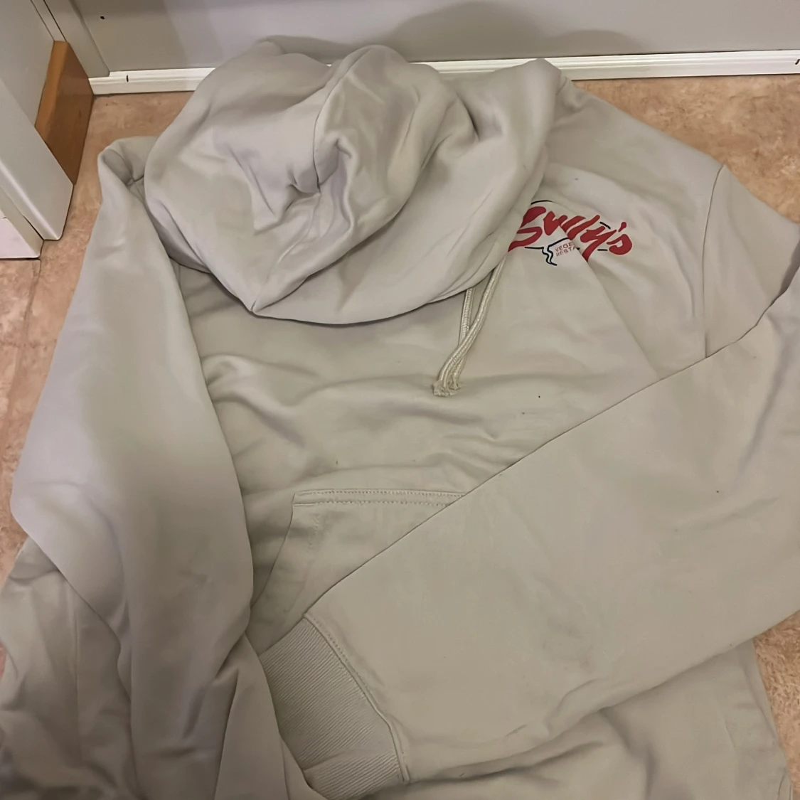 Beige hoodie Sully's från H&M