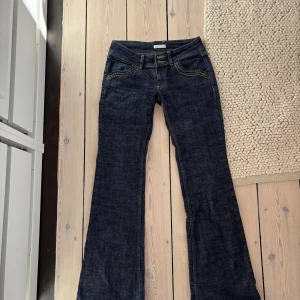 Dröm jeans - Så snygga! Mått på sista bilderna❤️❤️😜