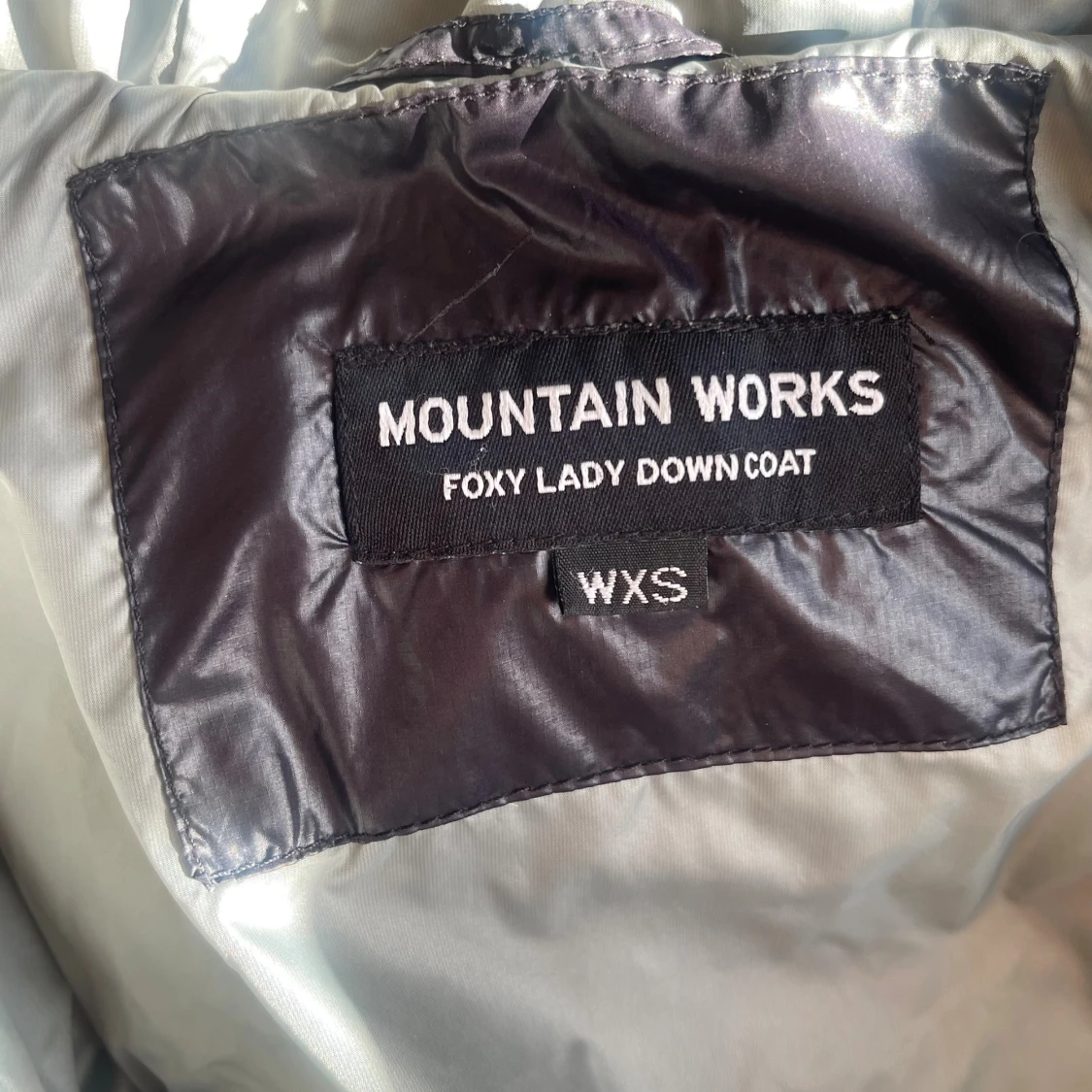 Svart lång dunjacka Mountain Works - 2