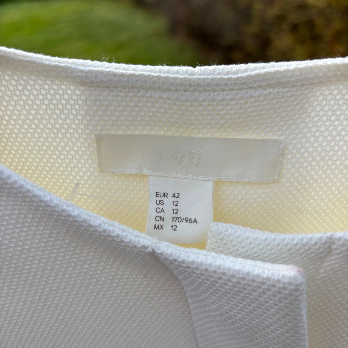 Vit kavaj från H&M, storlek 42 - 2