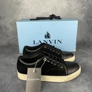 Lanvin DBB1 - Skick: 8/10, lätt använda, inga defekter. | Ingår: Bara skorna. | Nypris: +- 5200 SEK. | Storleken är UK6.