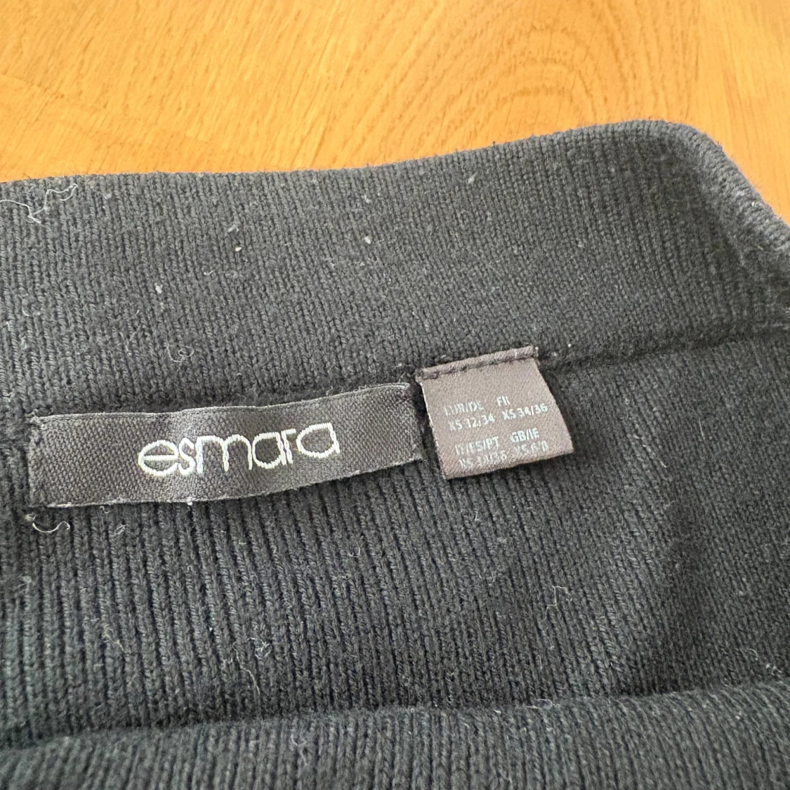 Svart ribbad långkjol från Esmara - 2