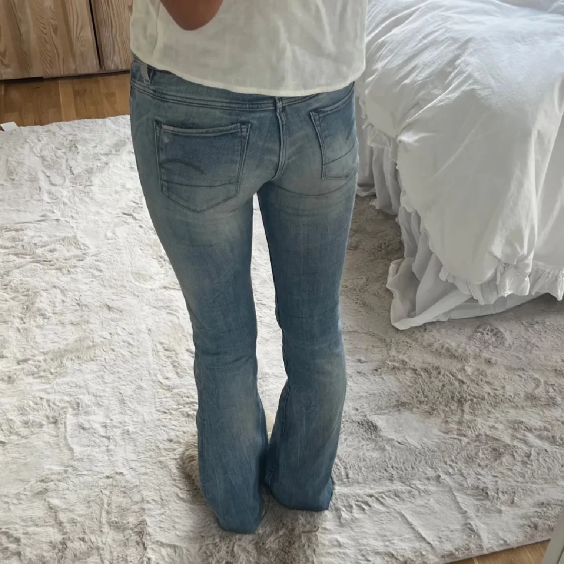 Blå bootcut jeans - 2