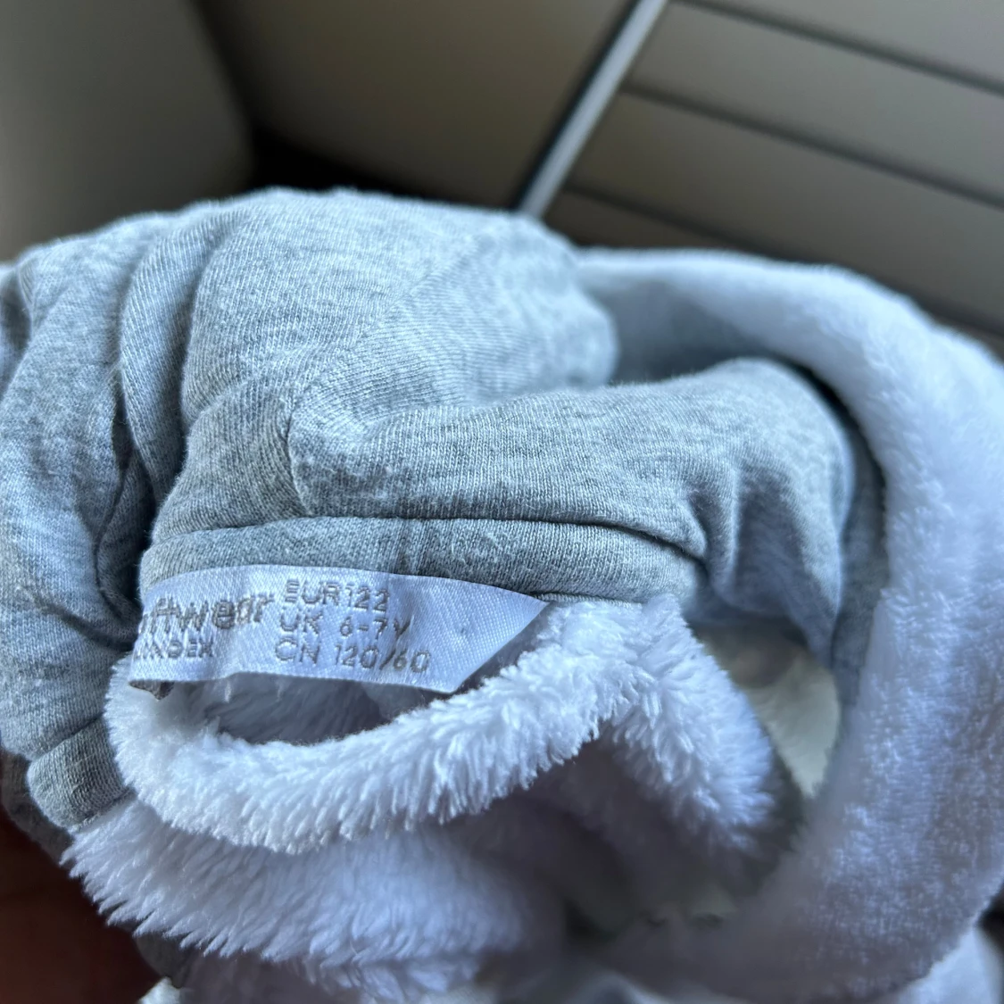 Vit fleece jumpsuit med huva - 2