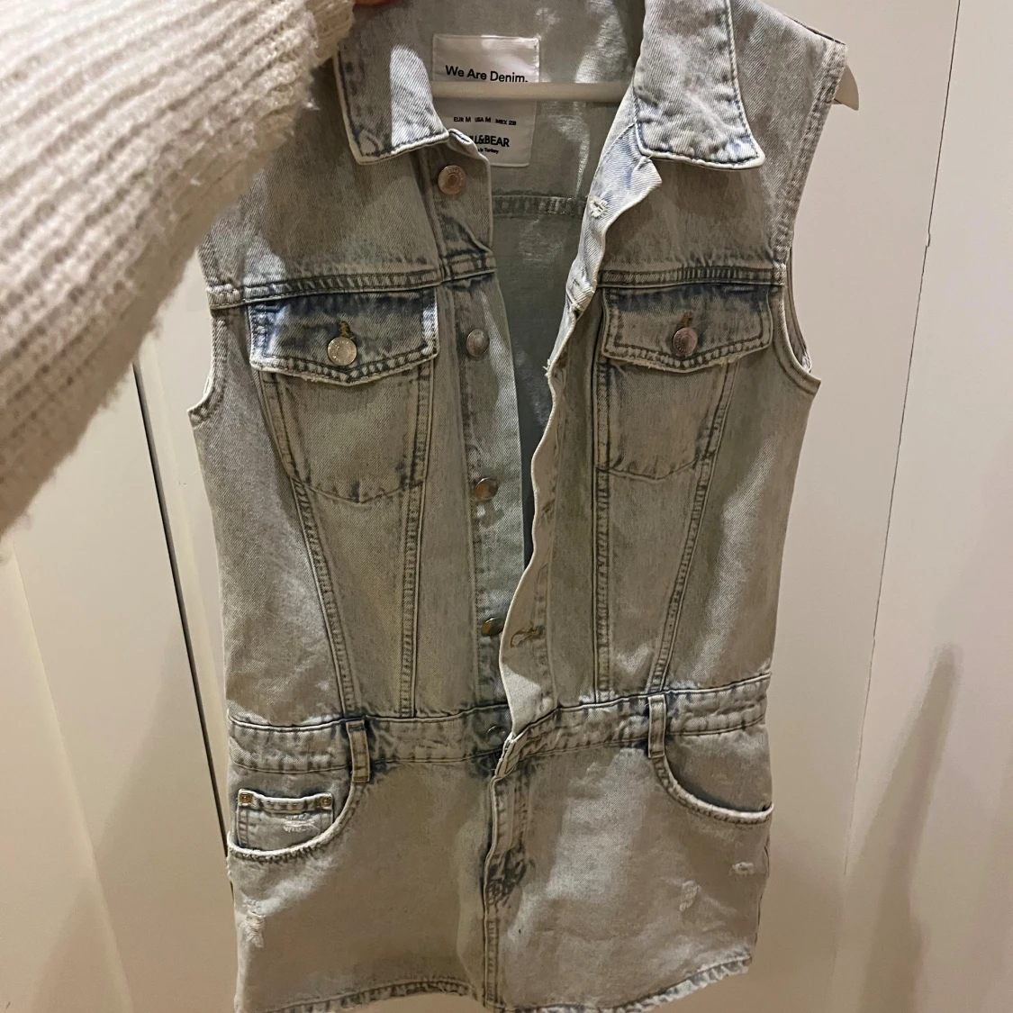 Ärmlös jeansklänning från Pull&Bear - 1