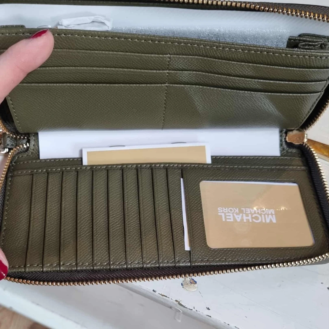 Olivgrön plånbok Michael Kors - 2