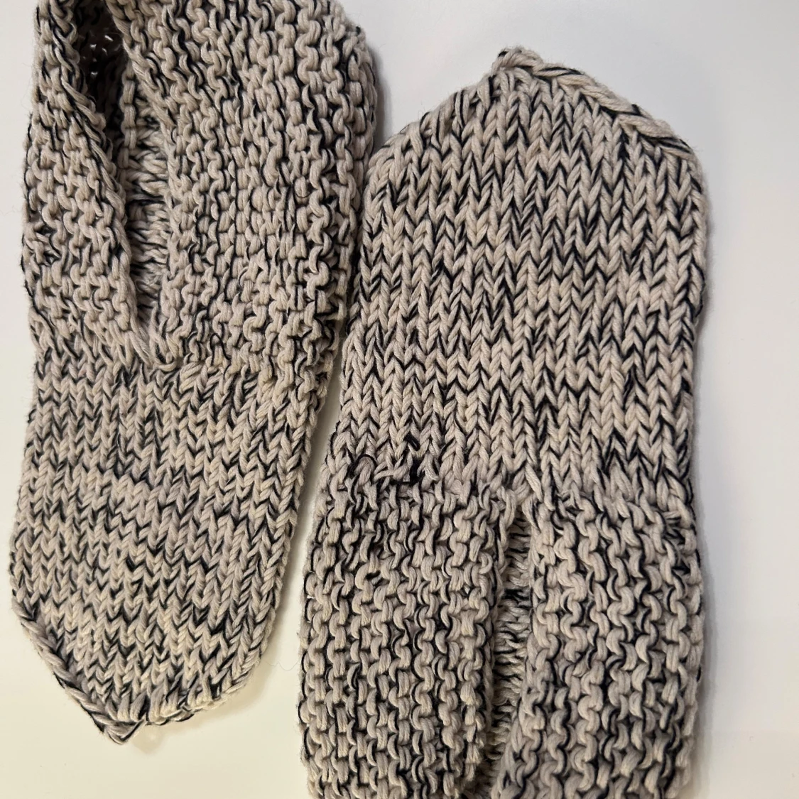 Fina varma stickade strumpor  - 3